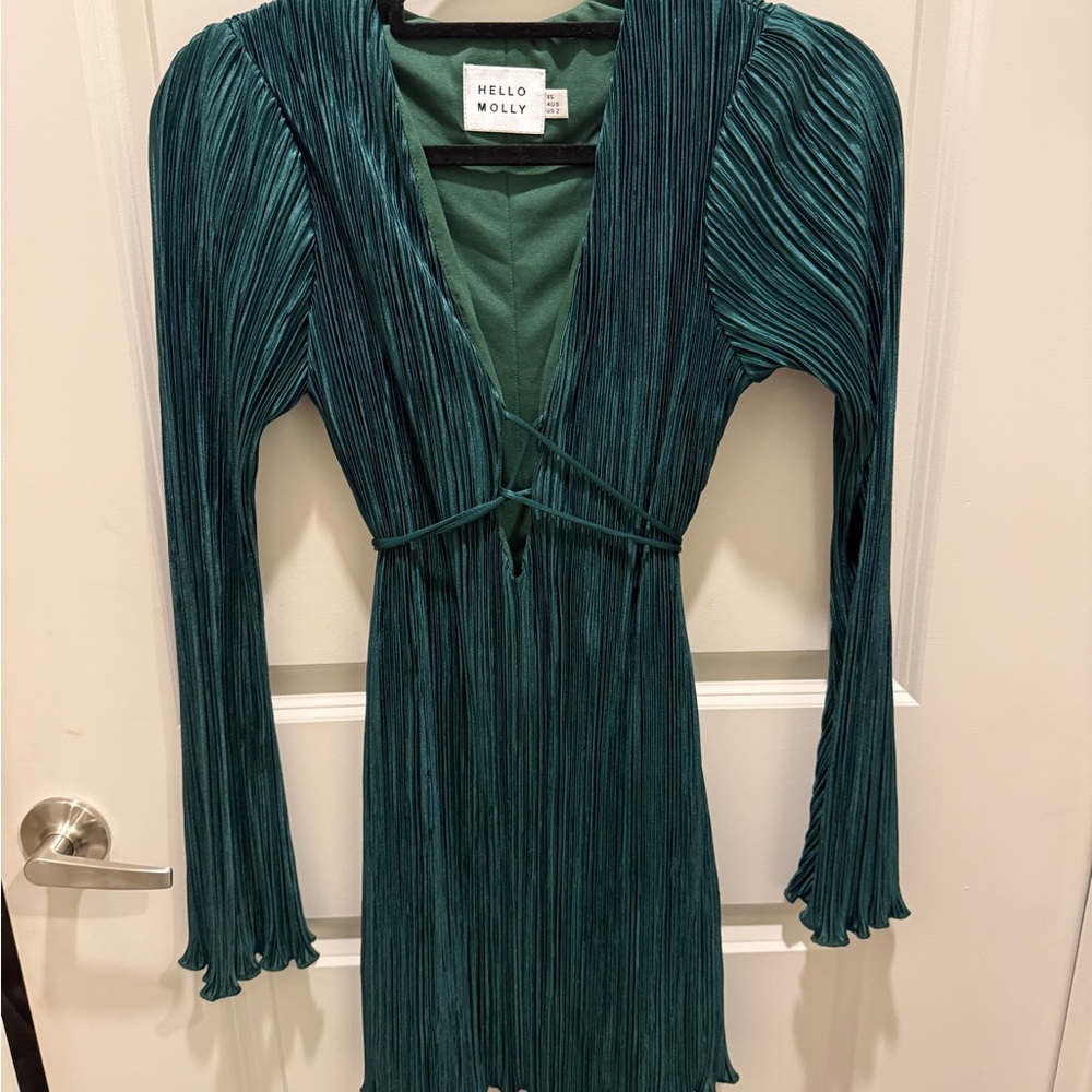 Hello Molly - Elegant Green Long-Sleeve Dress